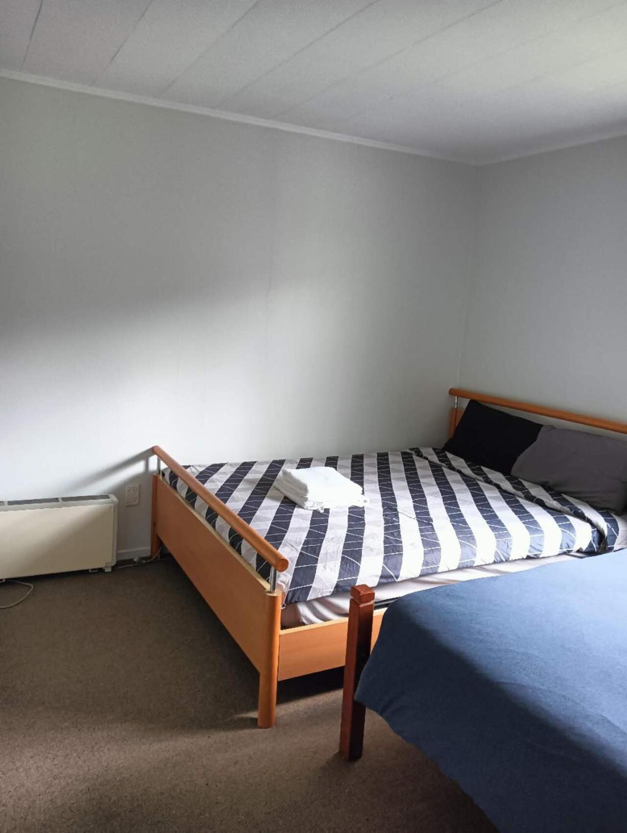רוטורואה Three-Bedroom House A At 23 Mallard Drive, Selwyn Heights מראה חיצוני תמונה