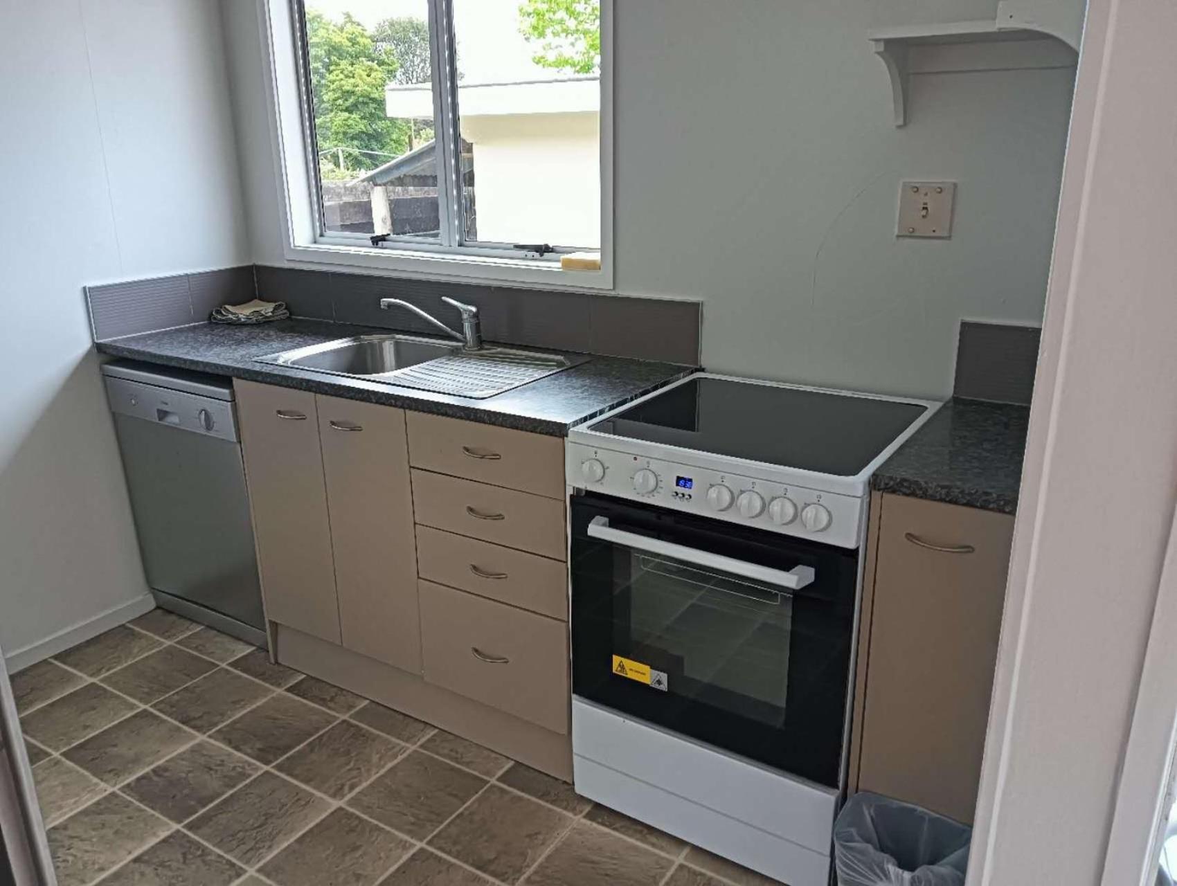 רוטורואה Three-Bedroom House A At 23 Mallard Drive, Selwyn Heights מראה חיצוני תמונה
